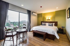 Standard Double Room | In-room safe, desk, blackout drapes, free WiFi - Olive Tree Hotel (Sattahip)