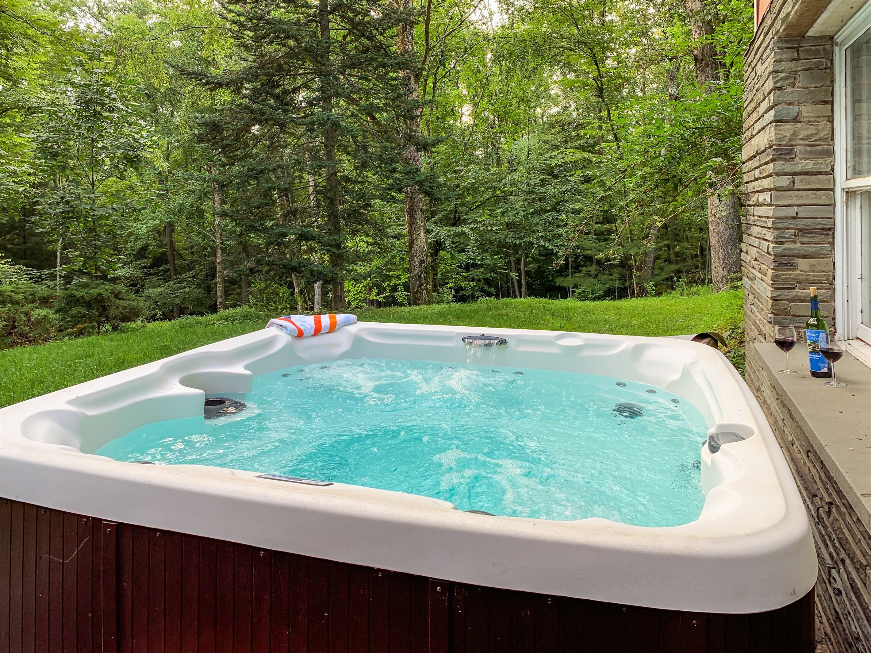 4200SF:Hot Tub*Firepit*Pinball*Theater*3 King Beds
