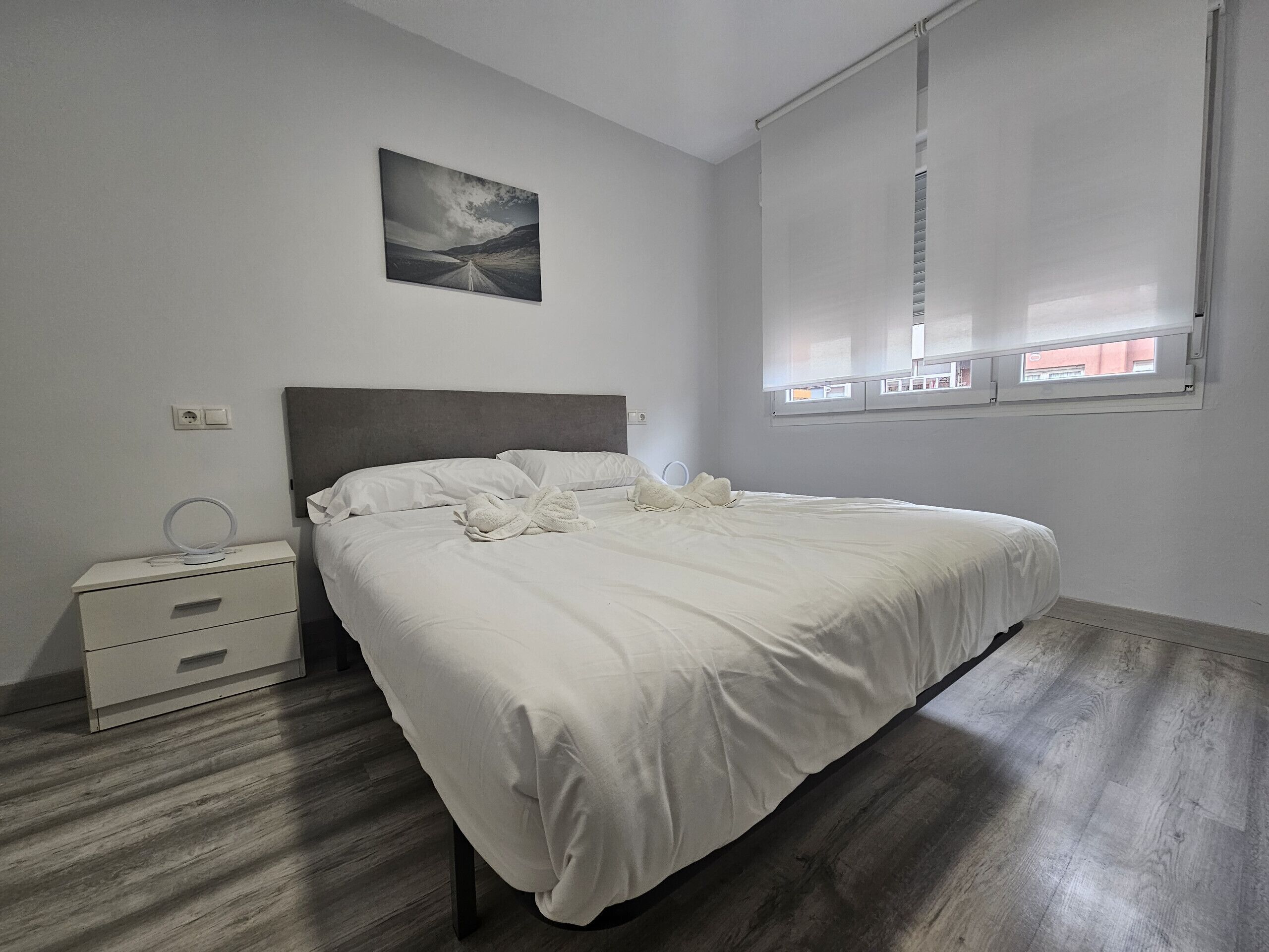 3 dormitoris, planxa i posts de planxar, wifi gratuïta i roba de llit 