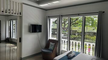 Premium bedding, individually furnished, free WiFi, bed sheets