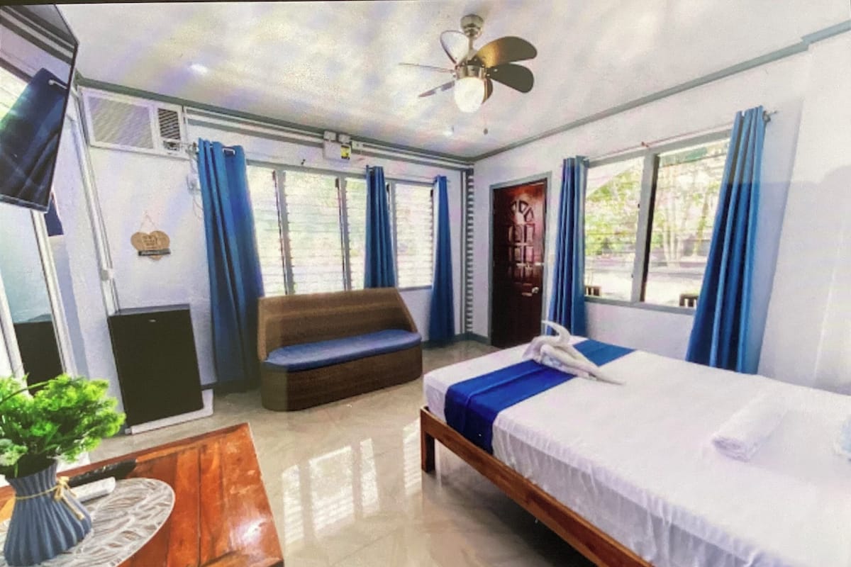 Habitación Deluxe, vistas al jardín | Ropa de cama de alta calidad, colchones viscoelásticos, cortinas opacas