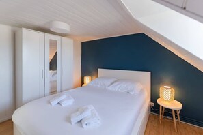 4 makuuhuonetta, ilmainen Wi-Fi, vuodevaatteet