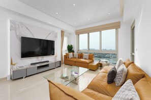Living area - Maison Privee - High-End Palm Apt w/ Picturesque Seafront Views (Dubai)