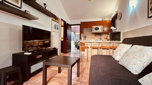 TV - Click&Guest - Bright Sun on Holidays (Maspalomas)