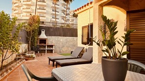 Outdoor dining - Click&Guest - Bright Sun on Holidays (Maspalomas)