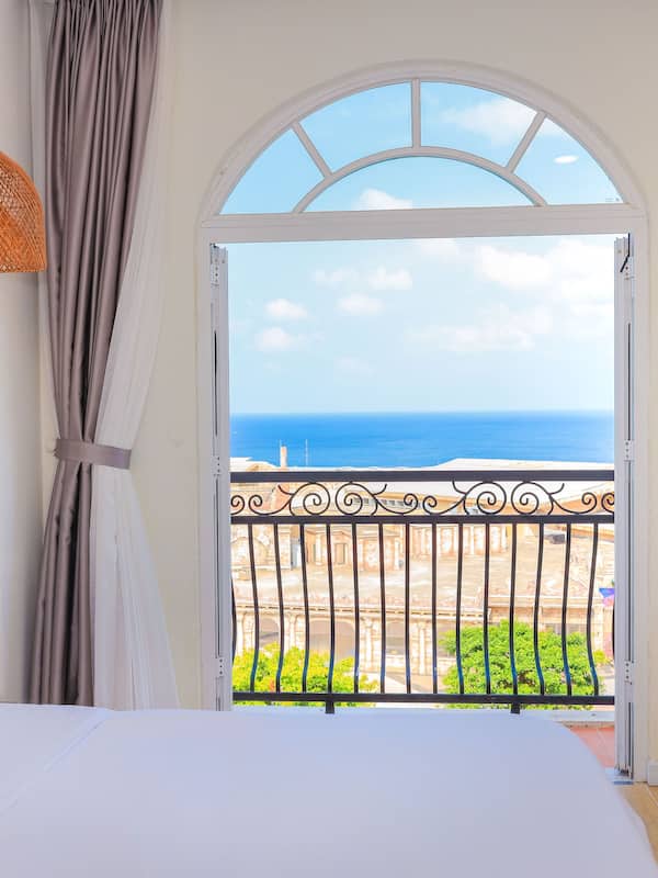 Romantic Double Room, 1 King Bed, Balcony, Beach View | Beach/ocean view