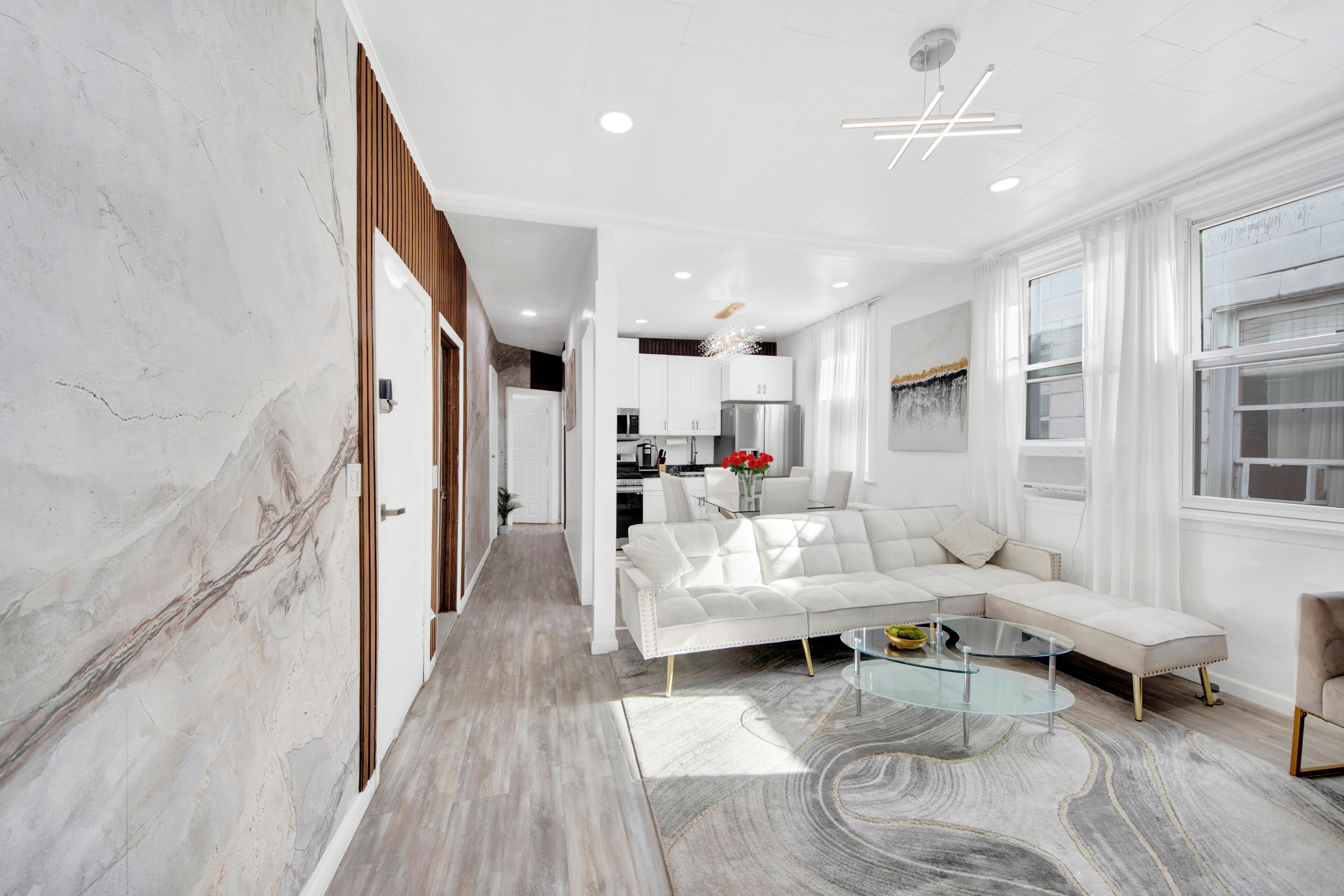 Luxury House | Living area | Flat-screen TV