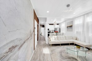 Luxury House | Living area - Luxury NY Home 3BR with Easy Parking  (Yonkers)