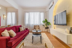 Smart TV, offices - Chic Urban Retreat: Your Buenos Aires Haven - Welcome2BA (Centro)