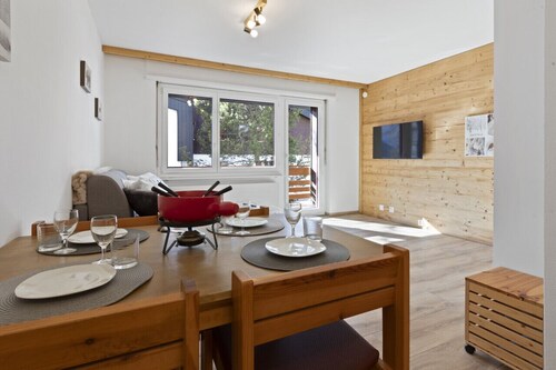 Retraite Alpine: Studio Paisible et Rénové