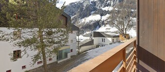 Retraite alpine: Studio paisible et rénové