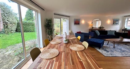 Weybridge Stunning Five Bedroom Family Home