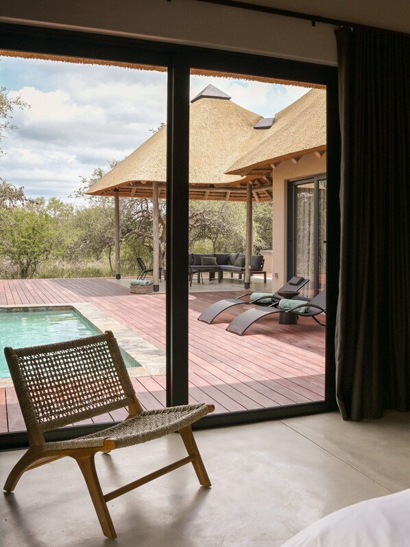 Pool - Villa Sibuya: attractive villa in South African bush (Hoedspruit)