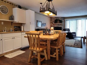 Dining - Quadna Mountain Resort 352 (Hill City)