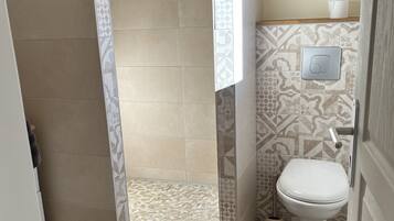 Towels, soap, toilet paper