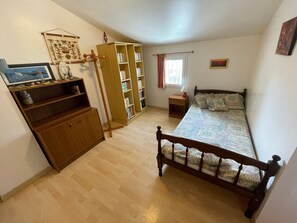 3 bedrooms