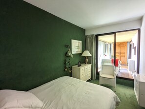 2 bedrooms, free WiFi