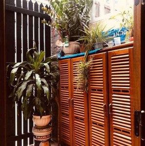 Interior - Beach-walk: Central Studio with Vietnamese Family (Nha Trang)