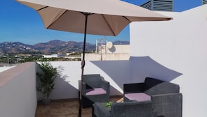Basic Studio, City View | Terrace/patio