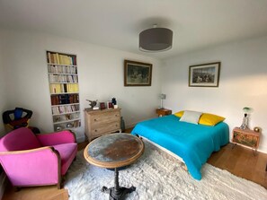 4 Schlafzimmer, Bügeleisen/Bügelbrett, WLAN, Bettwäsche
