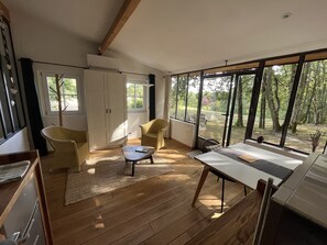 Interior - Nature, Silence, Panorama et Confort au Colombet (Audrix)