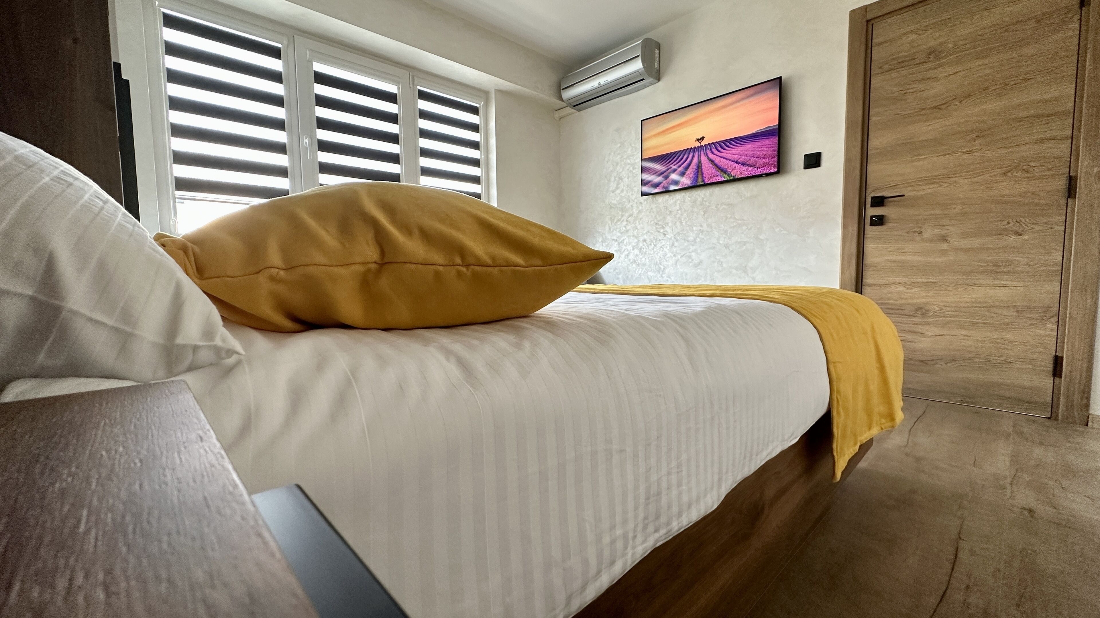 1 habitación, escritorio y insonorización 