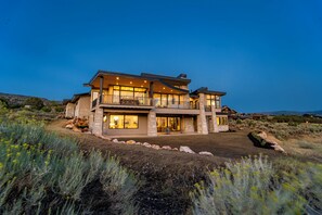 Exterior - Red Ledges luxury escape, golf, min 90 day stay (Heber City)