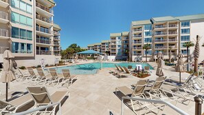 Indoor pool - 2516 Villamare - Nicely updated fifth floor condo in Hilton Head Island! (Hilton Head)