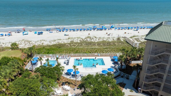 Indoor pool - 2516 Villamare - Nicely updated fifth floor condo in Hilton Head Island! (Hilton Head)