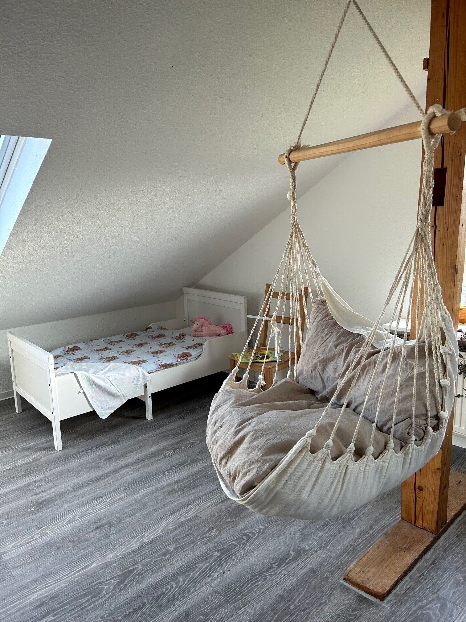 2 bedrooms, iron/ironing board, travel cot, free WiFi