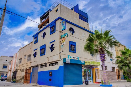 Dinosaur anza surf house