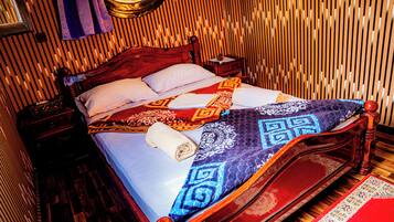 Deluxe Double Room | Blackout drapes