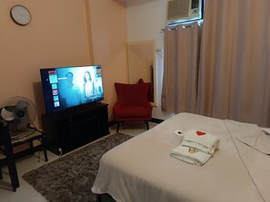 1 soverom, strykejern/-brett, wi-fi og sengetøy