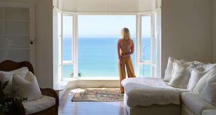 Kalimera Beach House Mosselbay
Walking distance to beach, stunning sea views