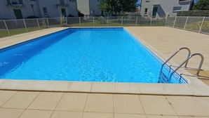Pool - L'Escapade Charentaise, a quiet getaway with swimming pool (LA TREMBLADE)