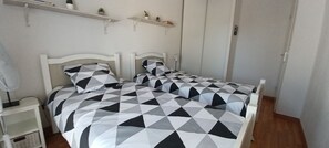 2 Schlafzimmer, Bügeleisen/Bügelbrett, kostenloses WLAN, Bettwäsche