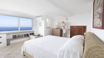 5 chambres, fer et planche à repasser, lit parapluie, Wi-Fi gratuit