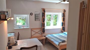 1 Schlafzimmer, Schreibtisch, kostenloses WLAN, Bettwäsche