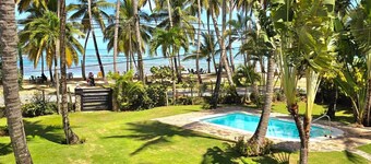 Sea Front villa on the famous LAS BALLENAS BEACH / 6BR A/C / Private pool / Wifi