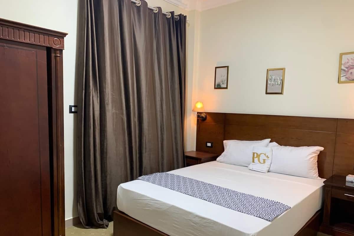 1 camera, minibar, una scrivania, Wi-Fi gratuito