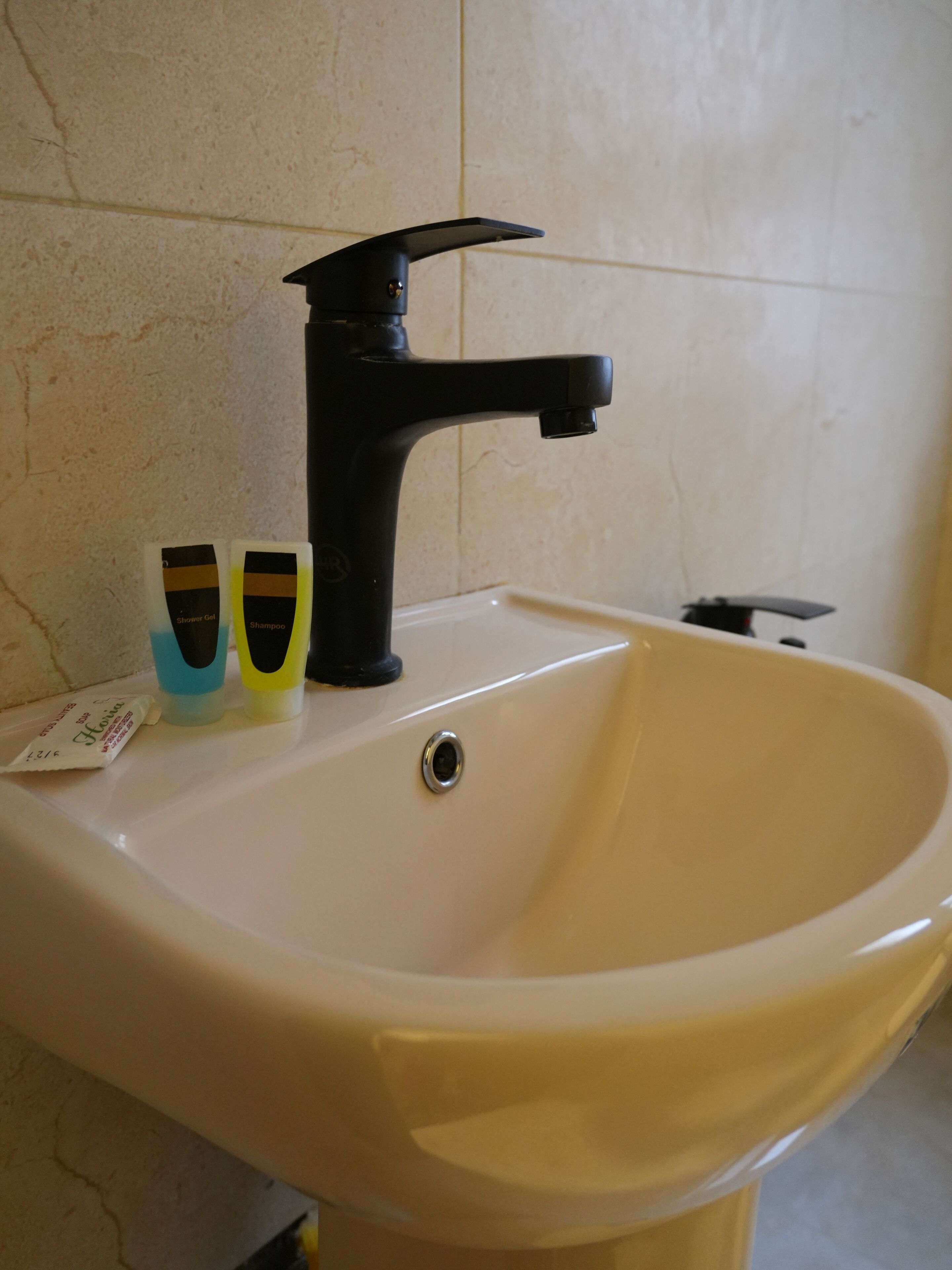 Photo - Montana Hotel