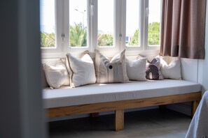 Interior - Villa Lia 1, Relaxing Design, Private pool, 350mt to the Sea (Izmir)