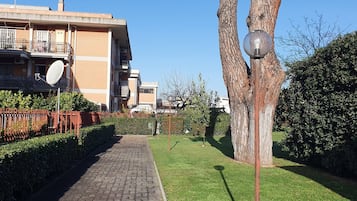 Chambre, 1 chambre, balcon, vue ville | Extérieur