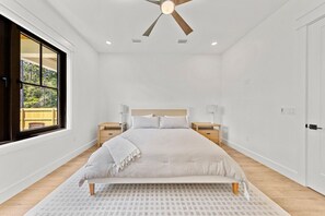 3 عدّة غرف نوم ومكتب ومكواة/لوح كي وسرير سفر