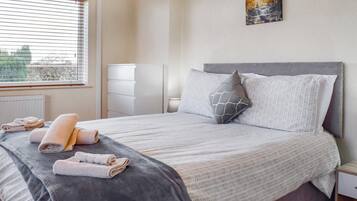 3 bedrooms, free WiFi, bed sheets