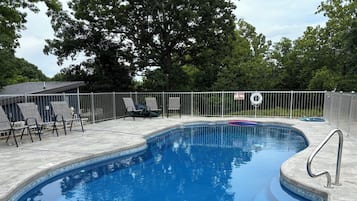 Piscine extérieure