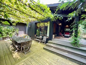 Outdoor dining - Attractive spacious house top location A0373 (Lège-Cap-Ferret)