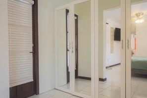 3 Schlafzimmer, Bügeleisen/Bügelbrett, kostenloses WLAN, Bettwäsche