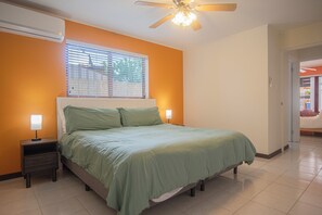 3 bedrooms, iron/ironing board, free WiFi, bed sheets - Quite Villa, with pool. Easy drive to beaches. With car rental options.  (Paradera)