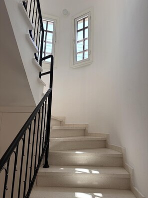 Interior - Villa Del Ray - 3 Bedroom 2 Bathroom Villa, Ideal Location for Coral Bay (Peyia)